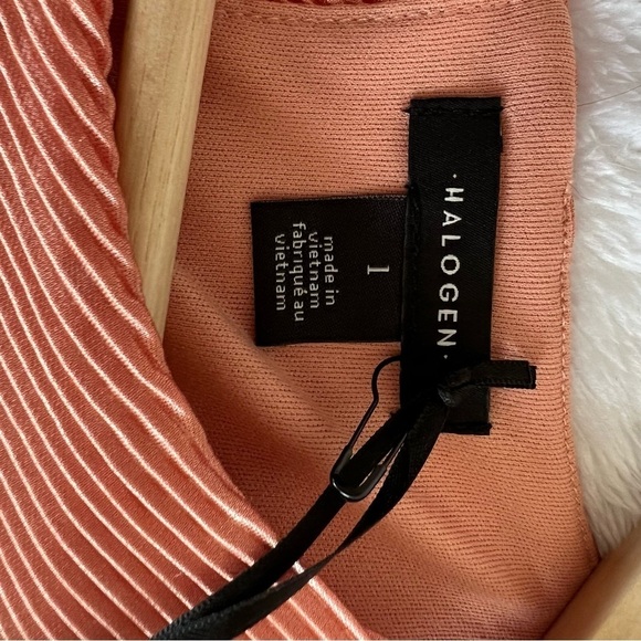 Dressy Peplum Top from Halogen SZ L - Picture 5 of 5